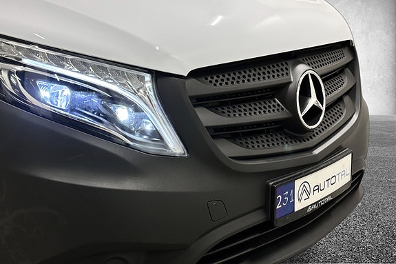 Mercedes-Benz Vito 2 of 30