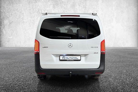 Mercedes-Benz Vito 9 of 30