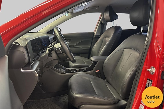 Hyundai Kona 14 of 30
