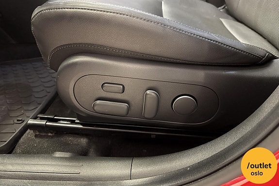 Hyundai Kona 16 of 30