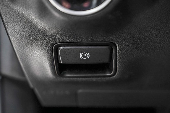 Mercedes-Benz CLA180 23 of 30