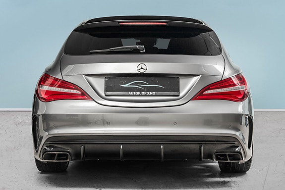 Mercedes-Benz CLA180 9 of 30