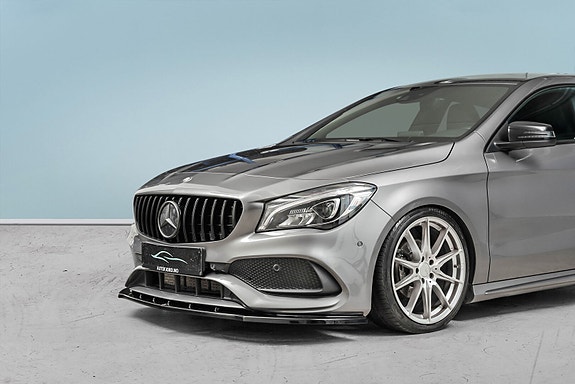 Mercedes-Benz CLA180 2 of 30