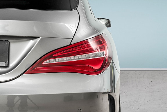 Mercedes-Benz CLA180 10 of 30
