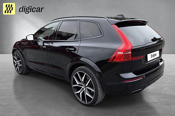Volvo XC60 5 of 23