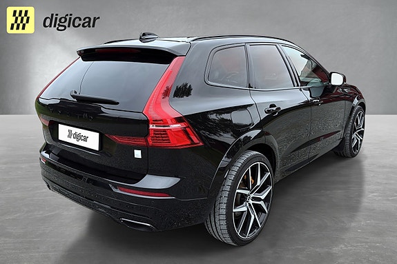 Volvo XC60 8 of 23