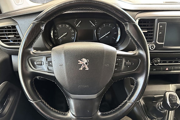 Peugeot Expert 24 of 30