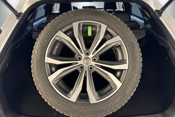 Lexus RX450h 6 of 29