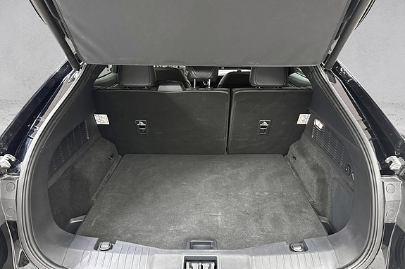 Ford Mustang Mach-E 17 of 27
