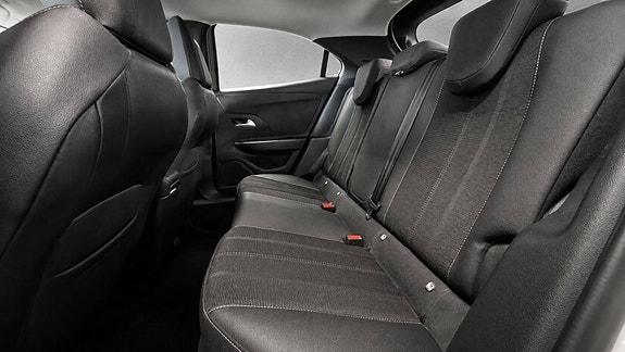 Opel Mokka-e 11 of 27
