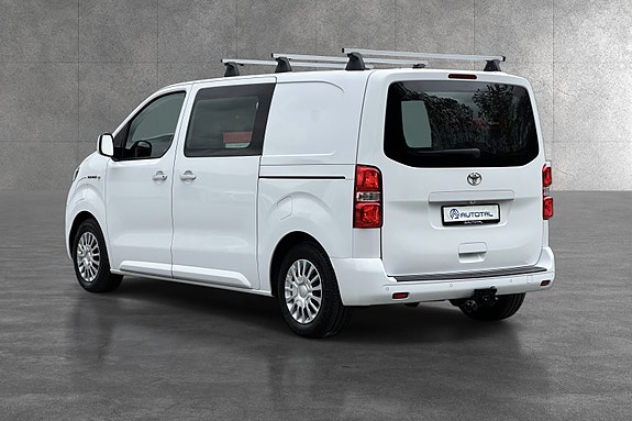 Toyota Proace 9 of 30