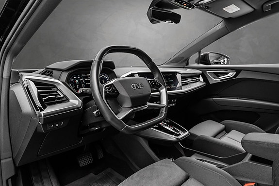 Audi Q4 e-tron 16 of 30