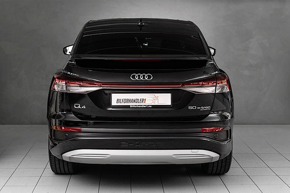 Audi Q4 e-tron 10 of 30