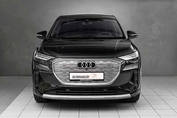 Audi Q4 e-tron 3 of 30