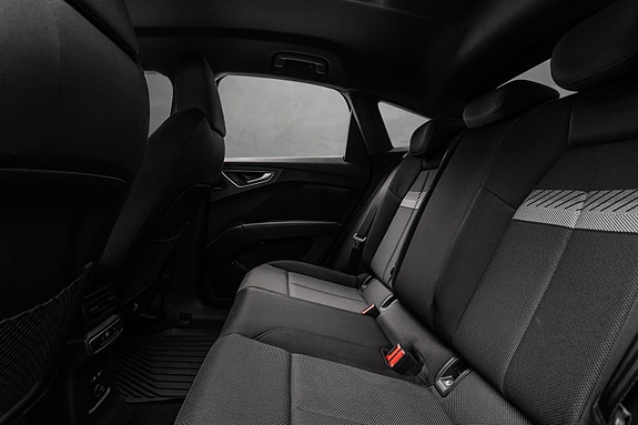 Audi Q4 e-tron 20 of 30