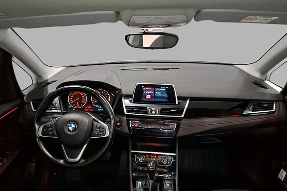 BMW 225xe 9 of 24
