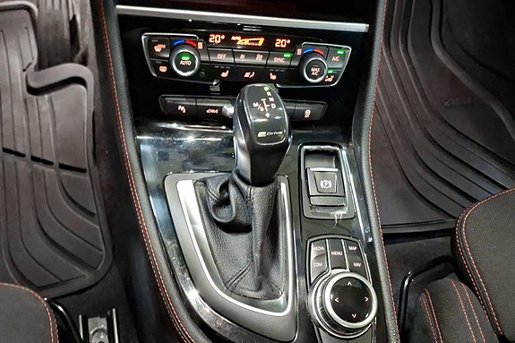 BMW 225xe 21 of 24