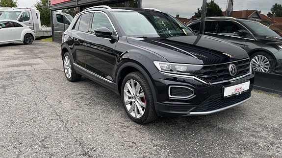 Volkswagen T-Roc 4 of 22