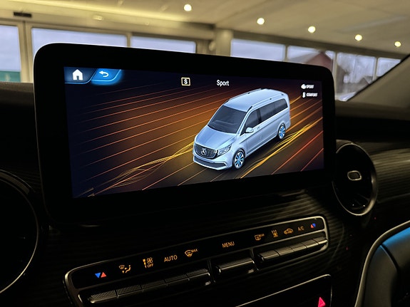 Mercedes-Benz EQV 14 of 30
