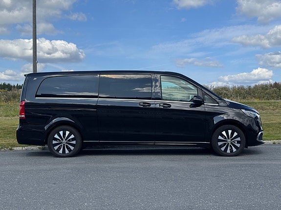 Mercedes-Benz EQV 10 of 30