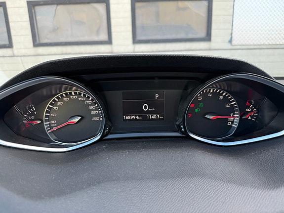 Peugeot 308 SW 20 of 22