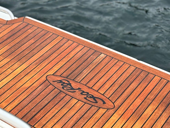 Sea Ray 335 40 knop. Skipsreg, gunstig finans. Ankervinsj akter 11 of 30