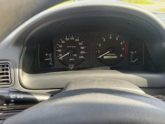 Toyota Corolla 3 of 10