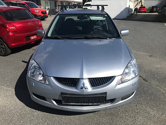 Mitsubishi Lancer 3 of 11