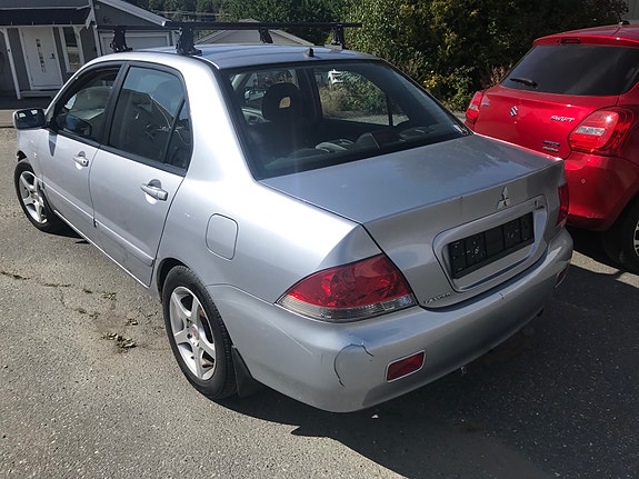 Mitsubishi Lancer 5 of 11