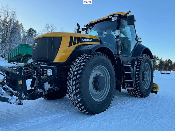 JCB Fastrac 8250 10 of 30