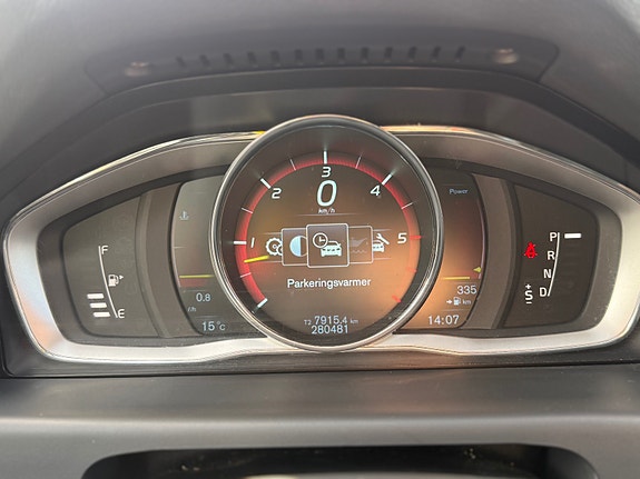 Volvo XC70 21 of 28