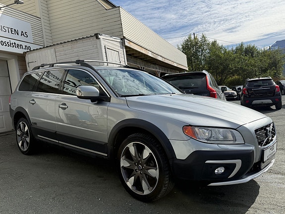 Volvo XC70 3 of 28