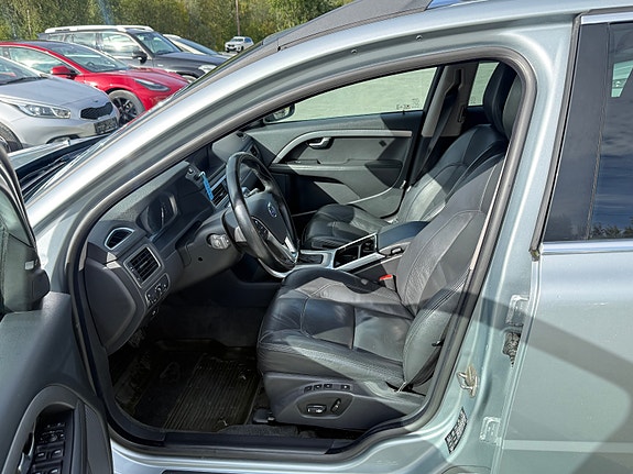 Volvo XC70 9 of 28