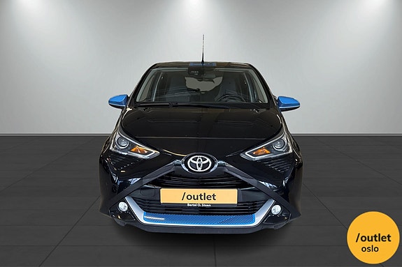 Toyota Aygo 10 of 23