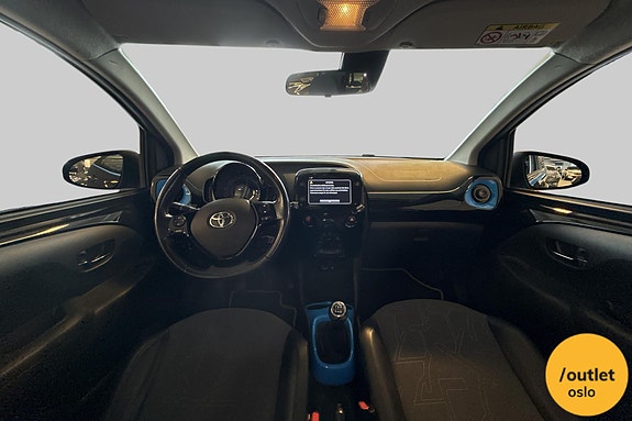 Toyota Aygo 23 of 23