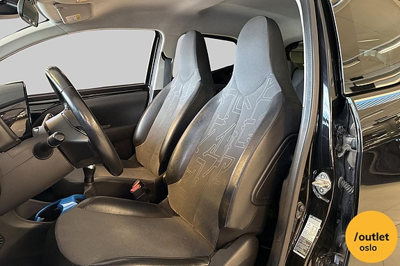 Toyota Aygo 12 of 23