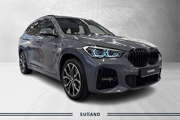 BMW X1 2 of 30