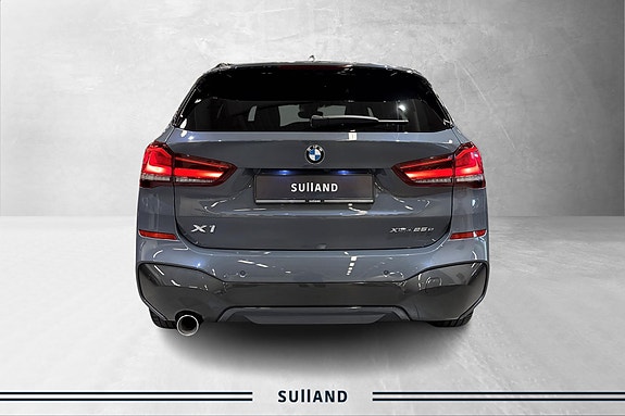 BMW X1 8 of 30