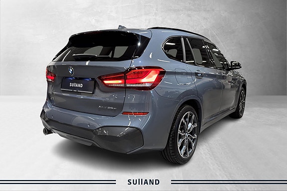 BMW X1 3 of 30