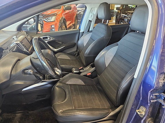 Peugeot 2008 9 of 14