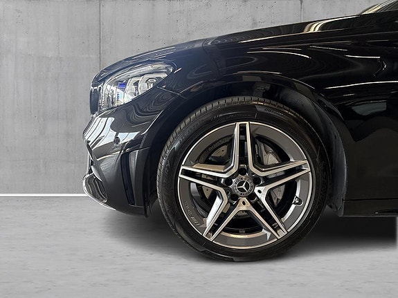 Mercedes-Benz C200 26 of 26