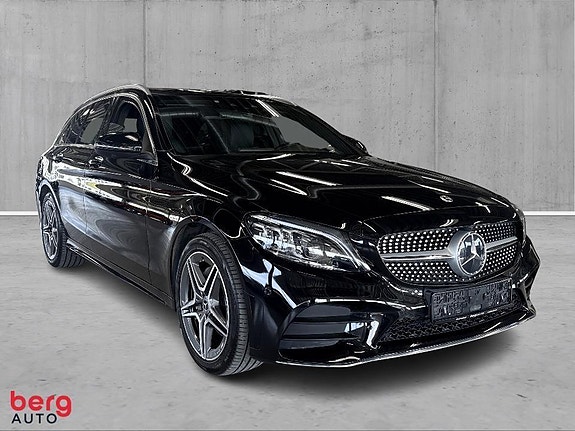 Mercedes-Benz C200 3 of 26