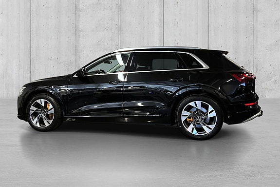 Audi e-tron 5 of 24