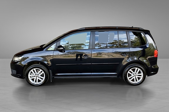 Volkswagen Touran 5 of 28