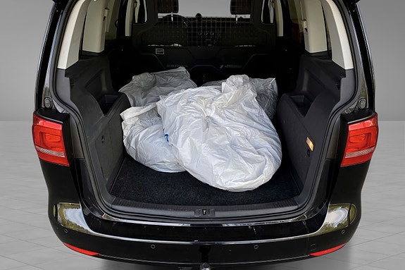 Volkswagen Touran 20 of 28
