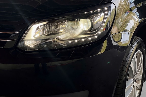 Volkswagen Touran 4 of 28