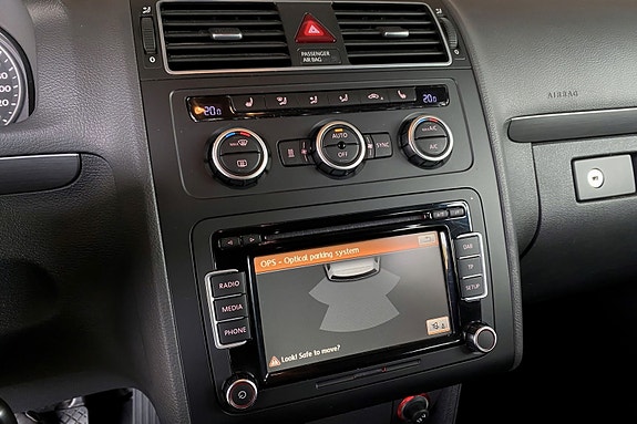 Volkswagen Touran 24 of 28