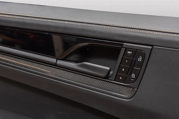 Porsche Cayenne Coupe 30 of 30