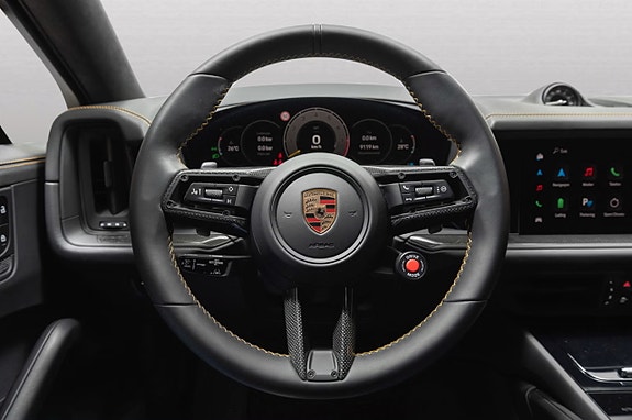 Porsche Cayenne Coupe 16 of 30