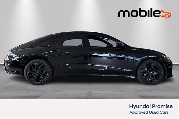 Hyundai Ioniq 6 2 of 24